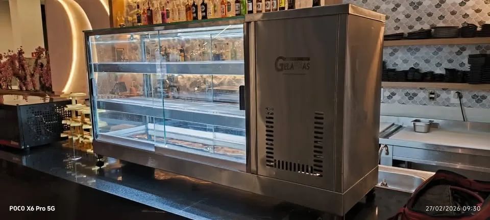 sushi case sob medida inox 
