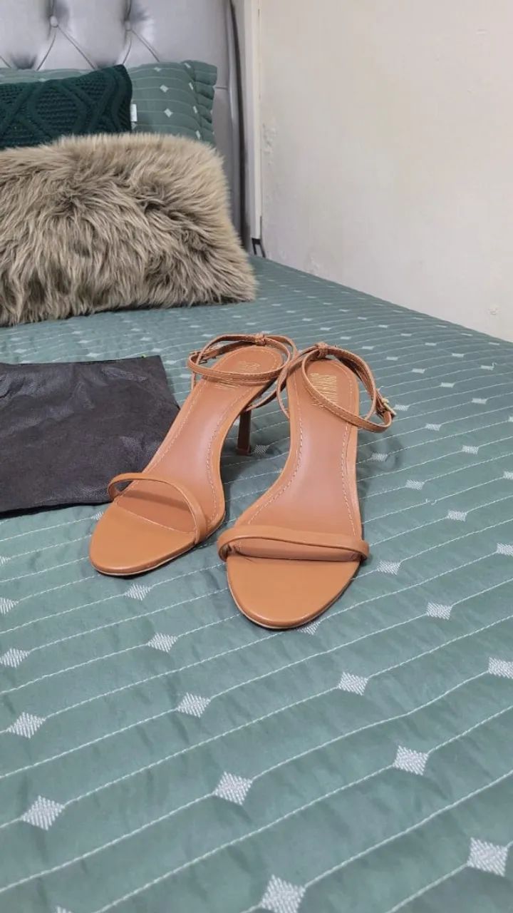 Sandália Santa Lolla - Nunca usada - Foto 2