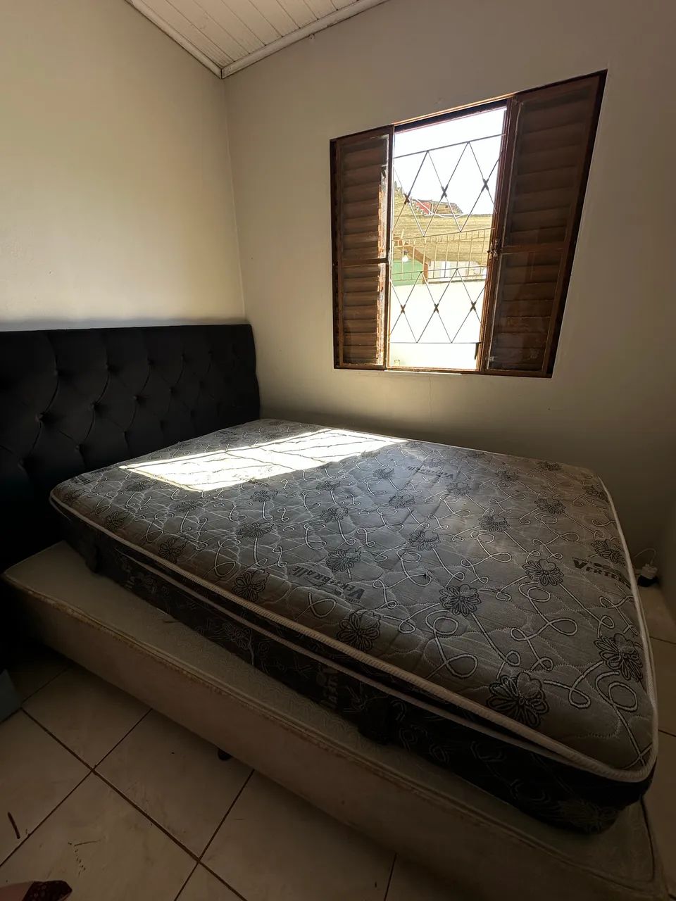 CAMA BOX 
