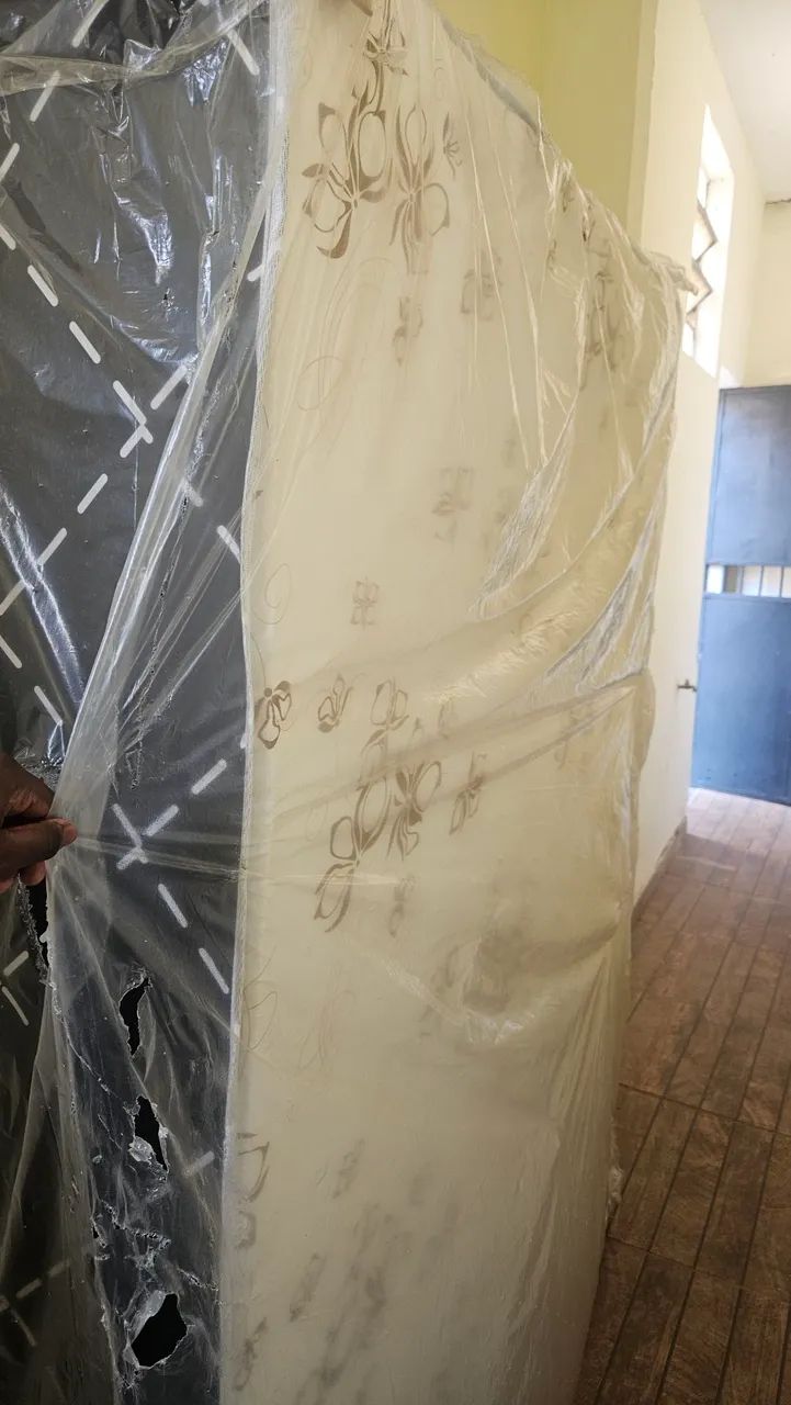 Cama de casal no plástico (nunca usada)  - Foto 3