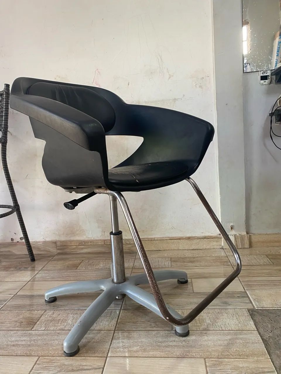 Cadeira p/ barbearia ? salão 