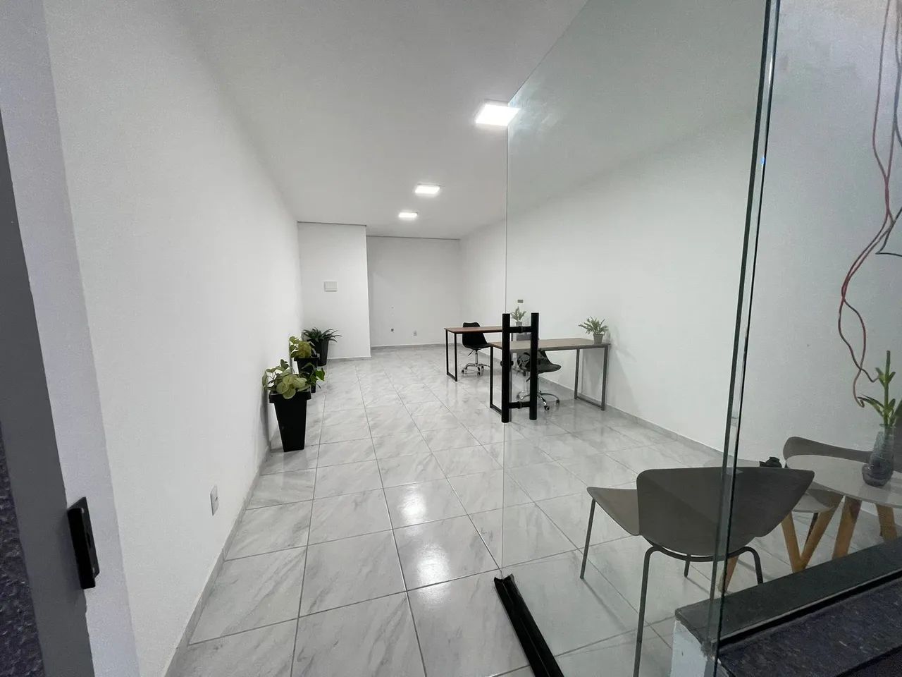 Sala Comercial no Condomínio Villa Suíça - Foto 4