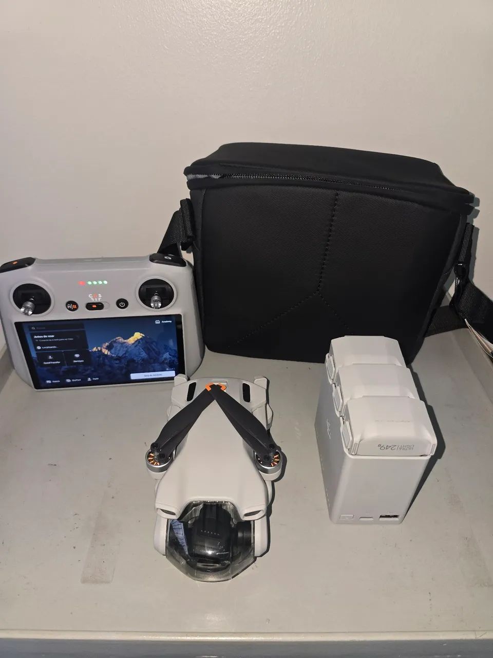Drone DJI Mini 3 combo fly more c/ tela novo - Foto 5