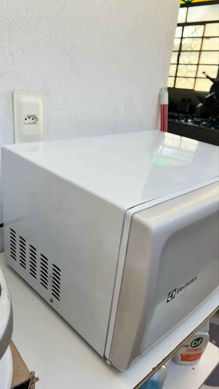 Micro-ondas Electrolux 34 Litros Branco 127V - Foto 2