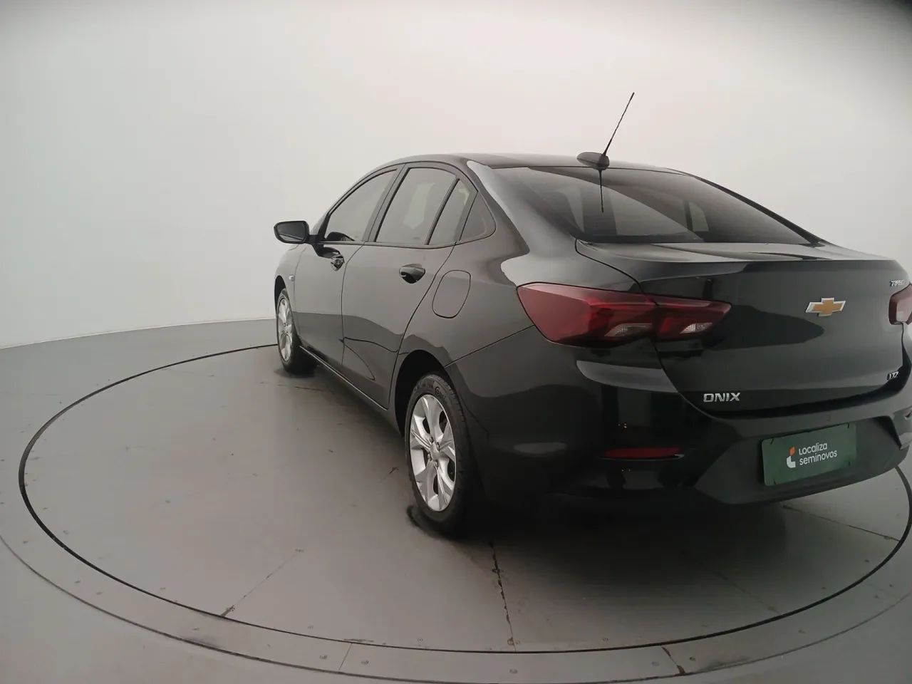 Chevrolet Onix Hatch LTZ 1.0 12V TB Flex Aut. 5P, foto 3 de 18