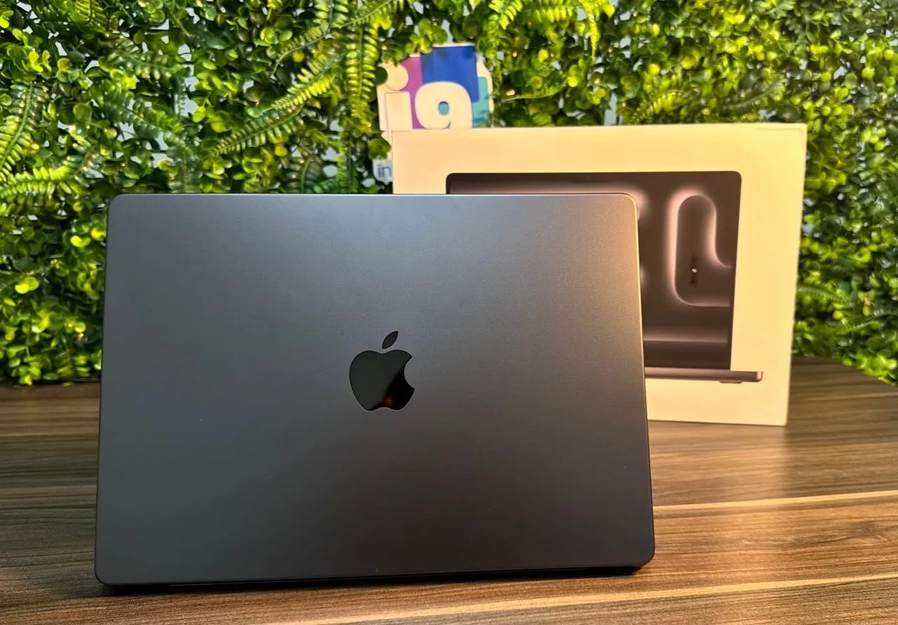 MacBook PRO M3 2023 M3 PRO 18GB 512GB SSD 103 ciclos Com fonte
