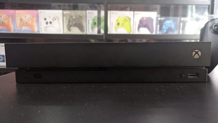 Console Xbox One X 1TB - Foto 3