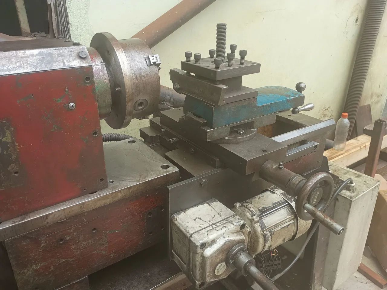 Torno de bancada 
