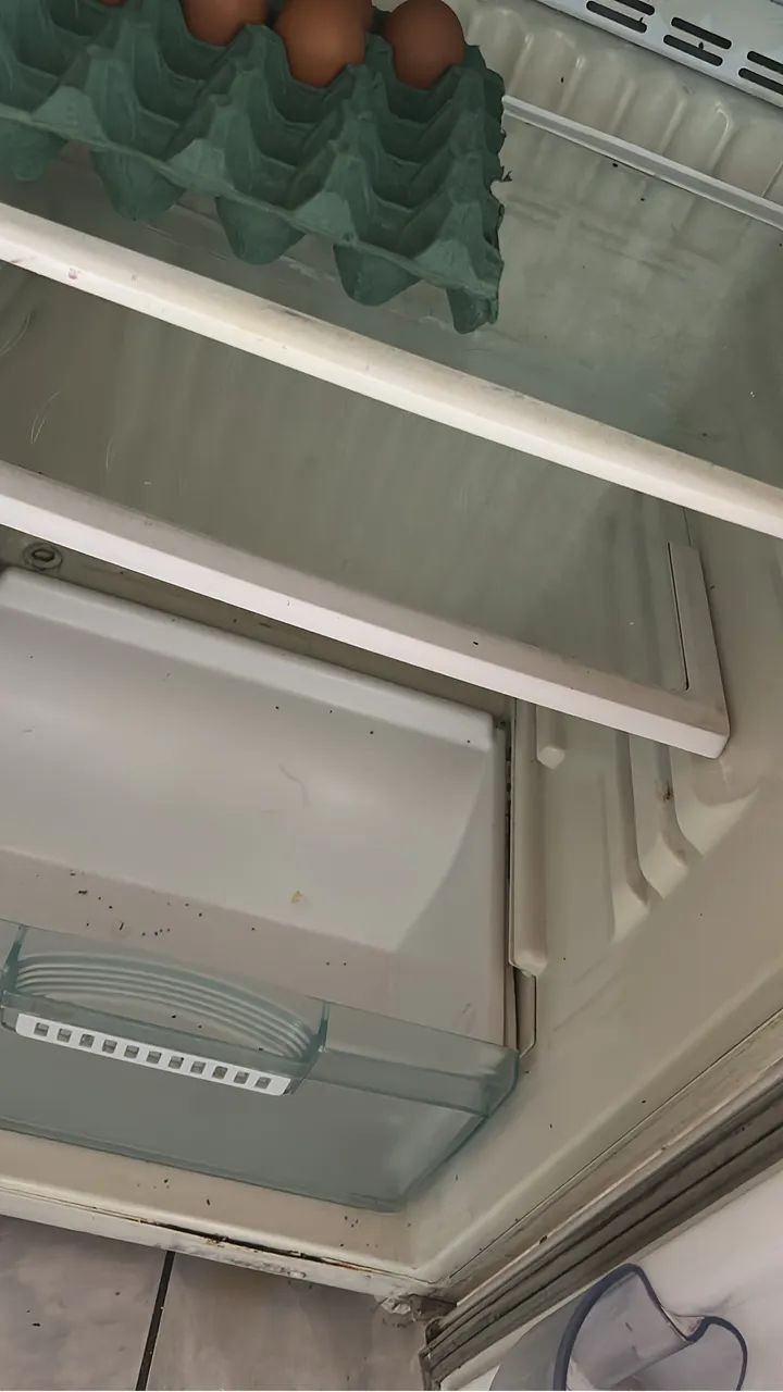 Geladeira em bom estado 