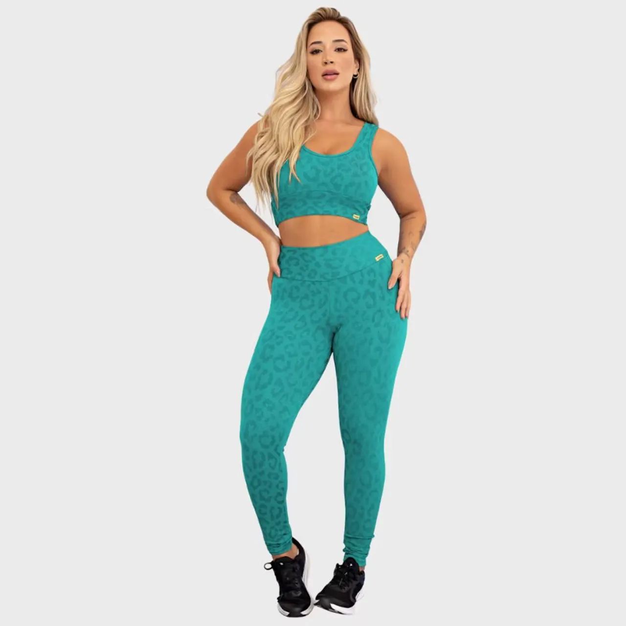 Conjunto fitness Onça 