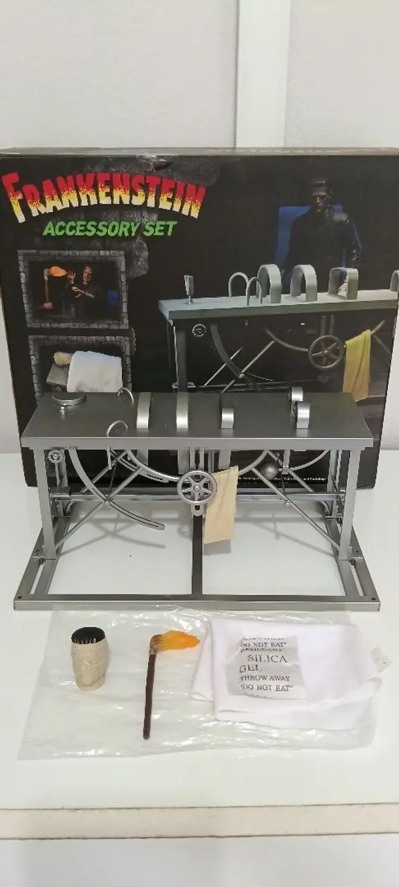 Frankstein accessory set neca ORIGINAL, com detalhe - Foto 2