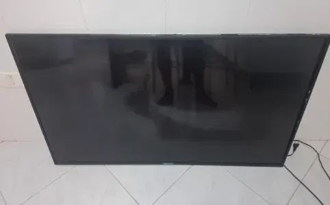 TV Sony KD-49X755F- não dá imagem, só som- Barato !