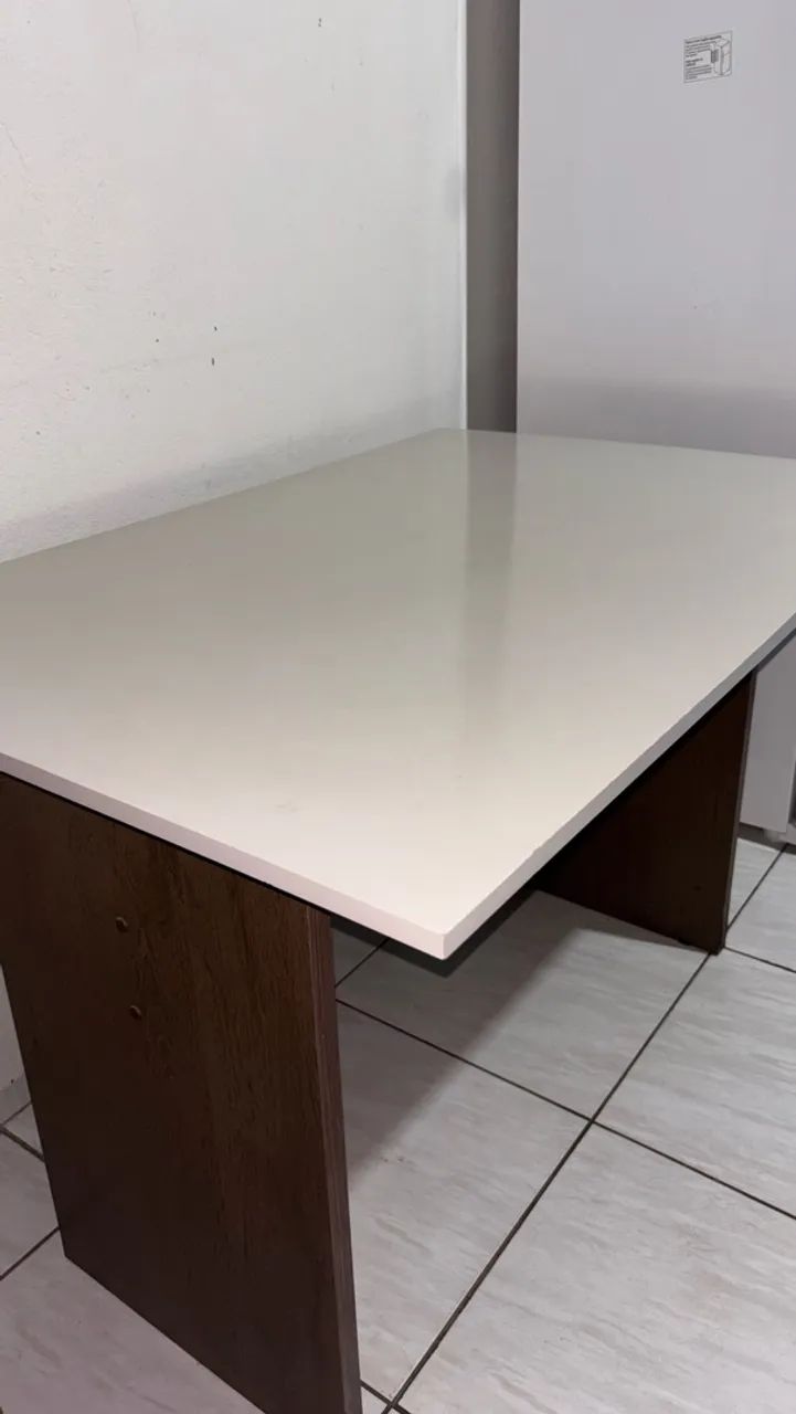 Mesa de Jantar para 2 à 4 cadeiras - Foto 2