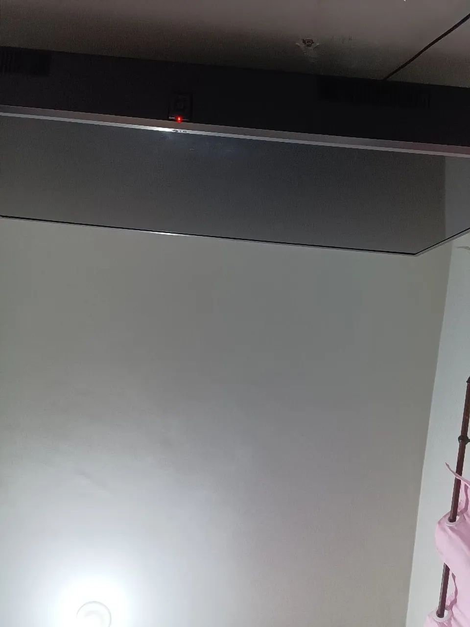 Vendo pequena casa de vila 