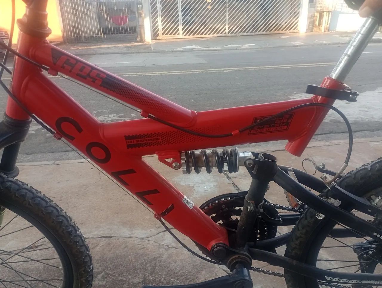 Bicicleta aro 24 colli 