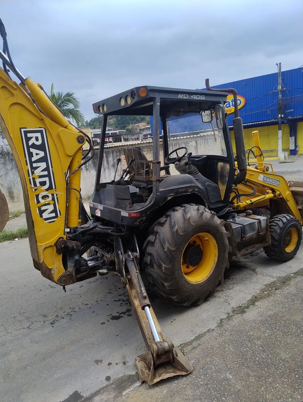 Retroescavadeira Random 4x4 2015 - Foto 4