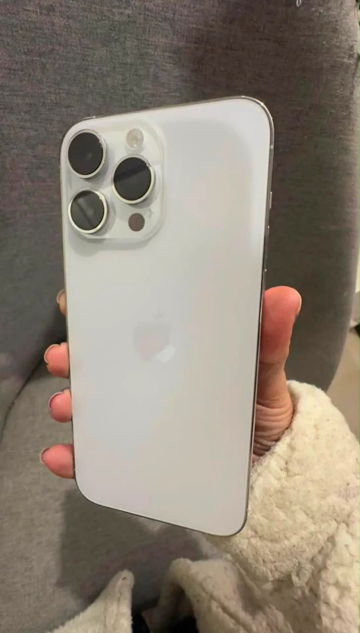 iPhone 14 PRO MAX - Foto 4