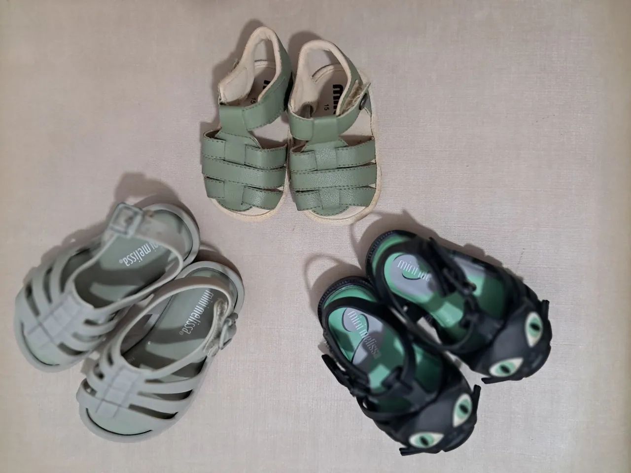 3 pares de Calçado infantil 1- Milon n°15, 1 - M. Melissa n° 17/18 e 1 - M. Melissa n° 19 - Foto 2