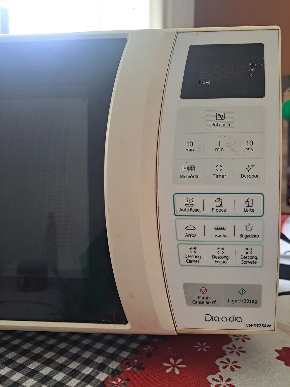 Microondas Panasonic + ferro de passar roupa  - Foto 2