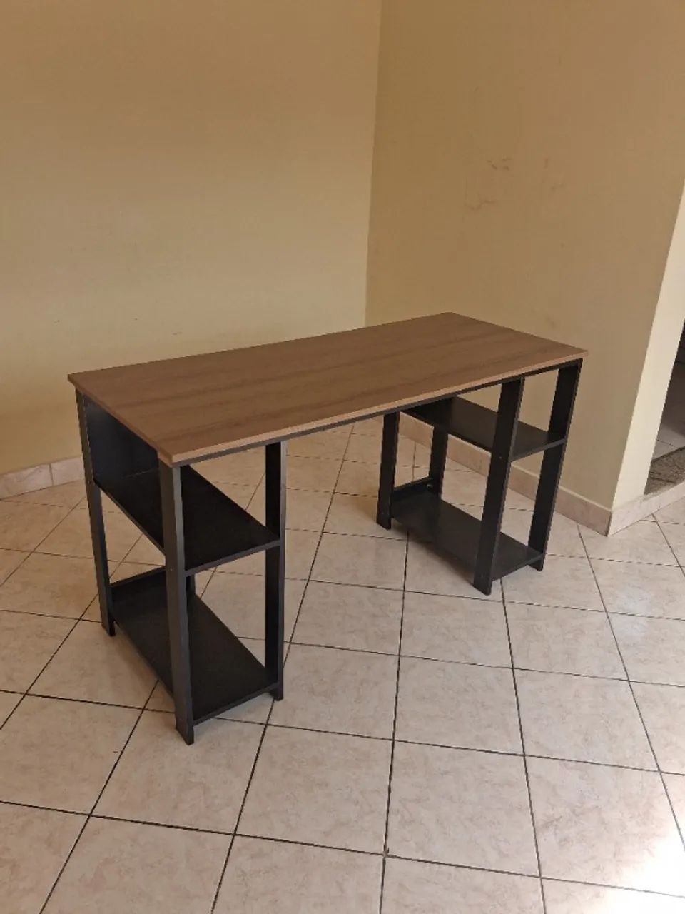 Mesa para Estudo/Escritório - Foto 5