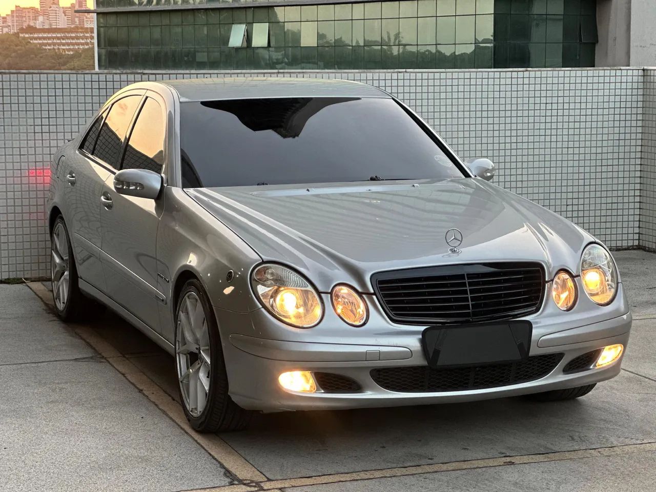 Mercedes-Benz E-320 Avantgarde 2004