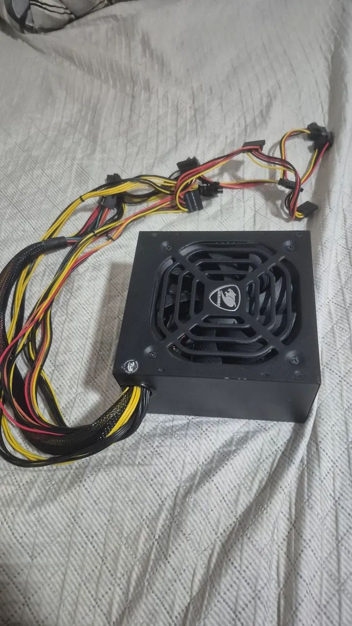 Fonte Bivolt, 500w PLUS WHITE