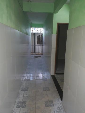 QNL Sobrado 4 kits mais casa de fundo renda de R$2.400 só 230mil aceita carro - Foto 10