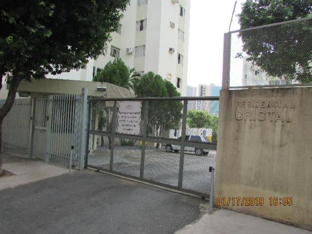 Apartamento no Residencial Cristal