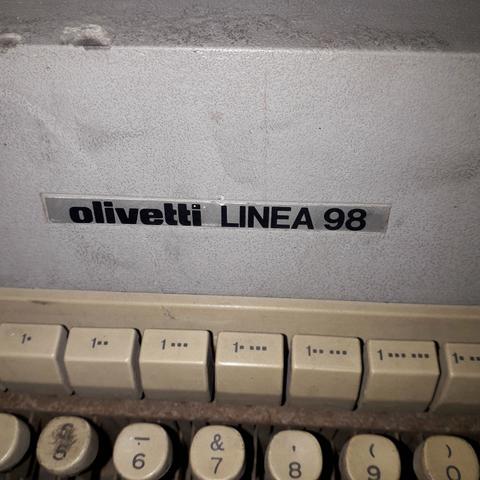 Máquina de escrever olivetti - Foto 4