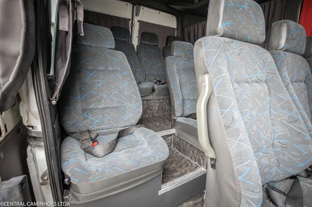 Fiat Ducato Passageiro completa - Foto 14