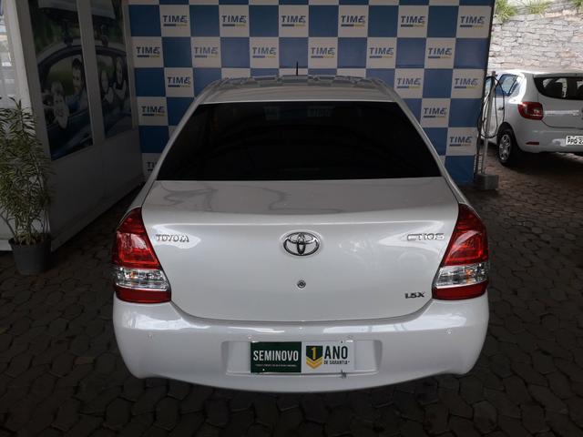 Toyota Etios 1.5x 2016/2017 aut - Foto 6
