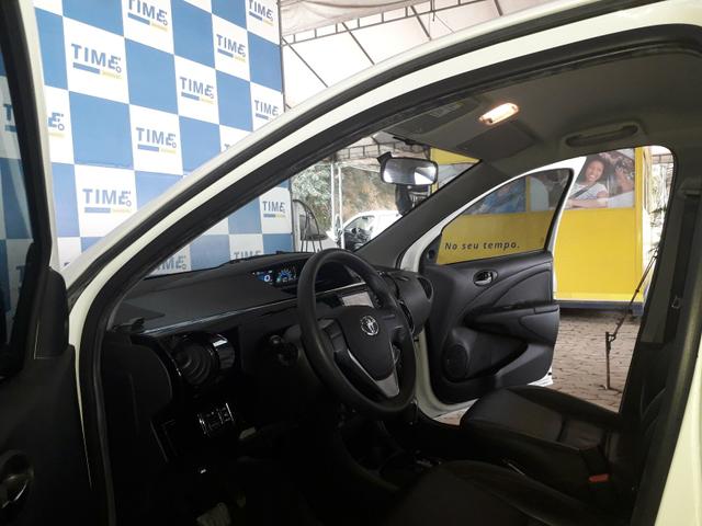 Toyota Etios 1.5x 2016/2017 aut - Foto 10