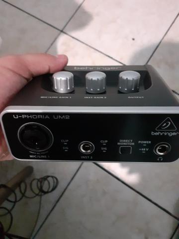 U-phoria um2 - Foto 2