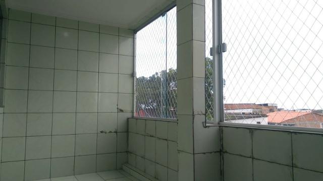 Casa 2/4 rua com portão, proximo a estação de metro Camp. de Piraja - Foto 12