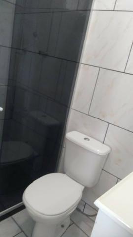 Casa 2/4 rua com portão, proximo a estação de metro Camp. de Piraja - Foto 8