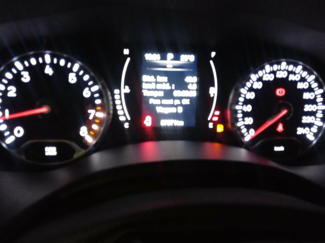 Renegade lgtude at 1.8 16/16 57000km R$63.990 - Foto 8
