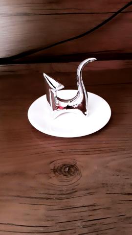 Suporte decorativo para jóias