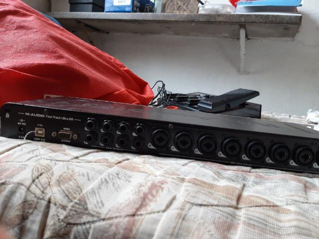 Placa Audio Fast Track Ultra 8r Interface Áudio - Foto 2