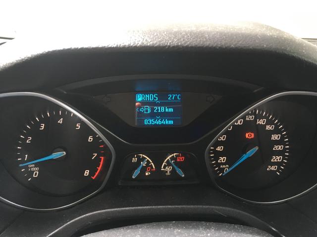 Ford Focus sedan 2014 - Foto 4