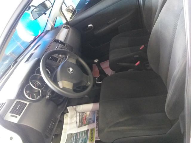 Nissan Tiida 2011 1.8 completo - Foto 7