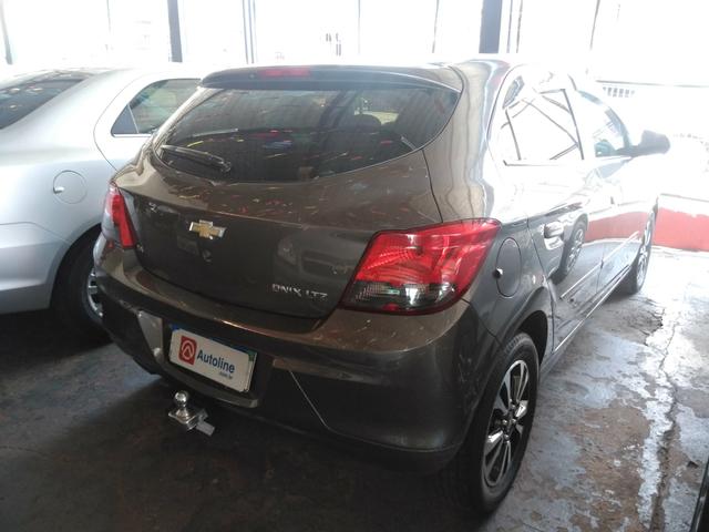 Onix LTZ 2015 IPVA pago - Foto 2