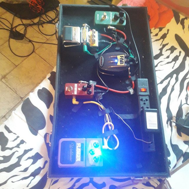 SET DE PEDAIS PARA GUITARRA E BAIXO - Foto 2