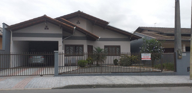 Ótima Residencial em Pirabeiraba