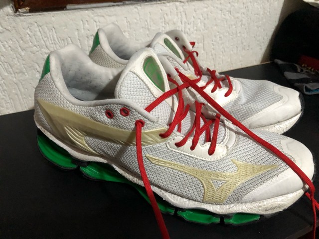 Mizuno Prophecy 4 Lamborghini 44