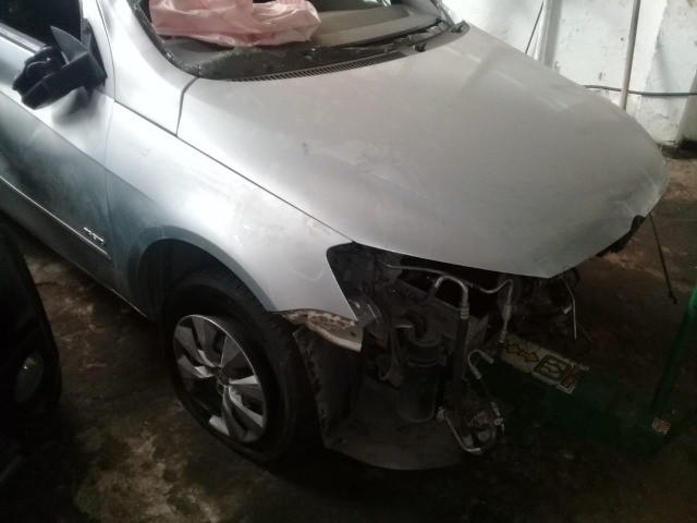 Sucata Voyage 1.6 8v 2014 para retirada de peças - Foto 3