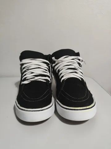Tenis vans botinha preto e branco - Foto 4
