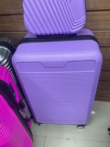 Conjunto de malas 32 quilos em acrílico e frasqueira.