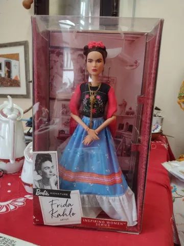 Barbie Frida Kahlo Inspiring Women - Foto 5