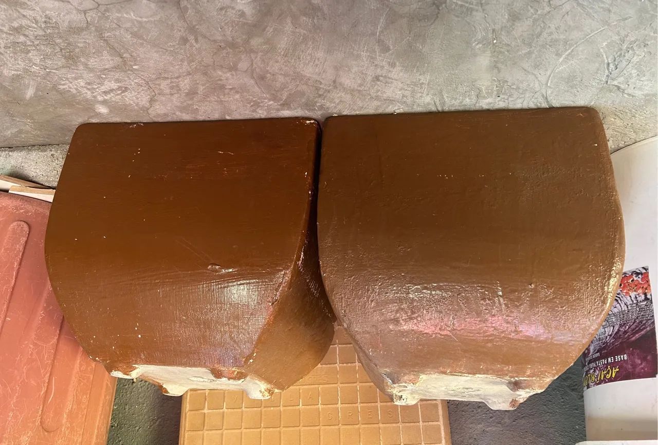 2 vasos impecáveis de cimento