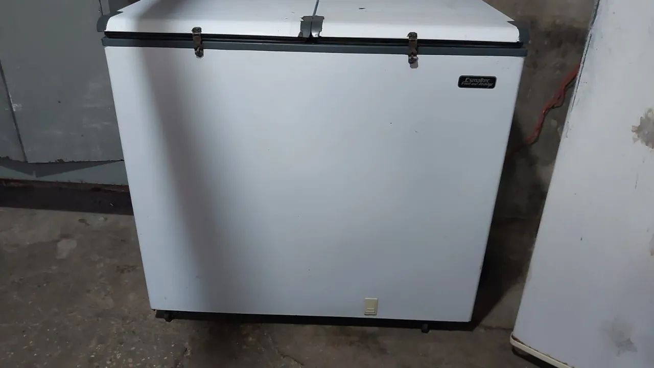 Freezer Horizontal Esmaltec 468 Litros - Foto 3